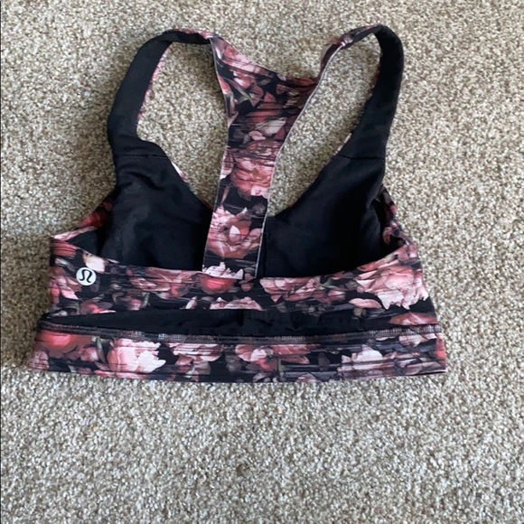 Lululemon sports bra - Picture 2 of 3